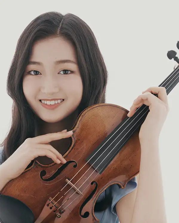 Sarang Seohyun Kim - Giovane musicista partecipante al progetto Costellazione Giovani sostenuto dalla Fondazione Majid